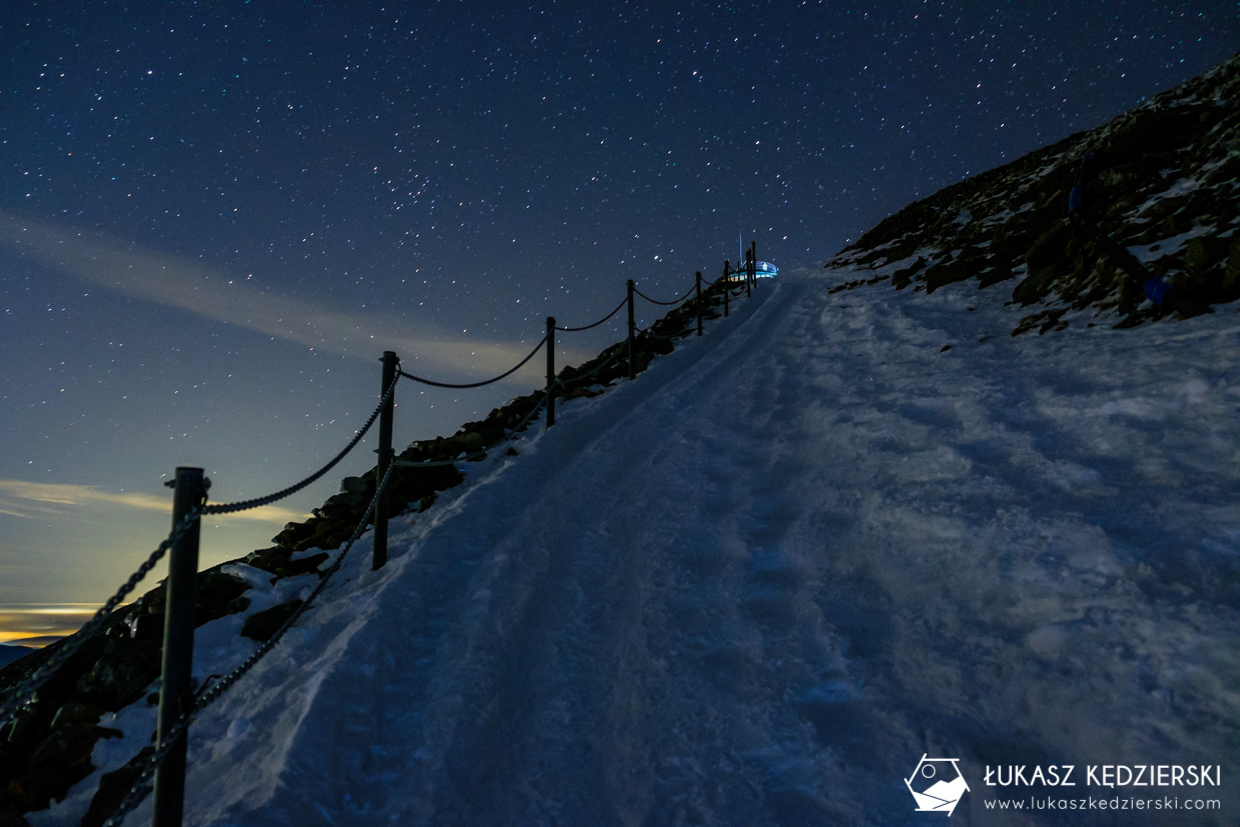 karkonosze nocą zdjęcia nocne zdjęcia karkonoszy nocne zdjęcia szlak na śnieżkę