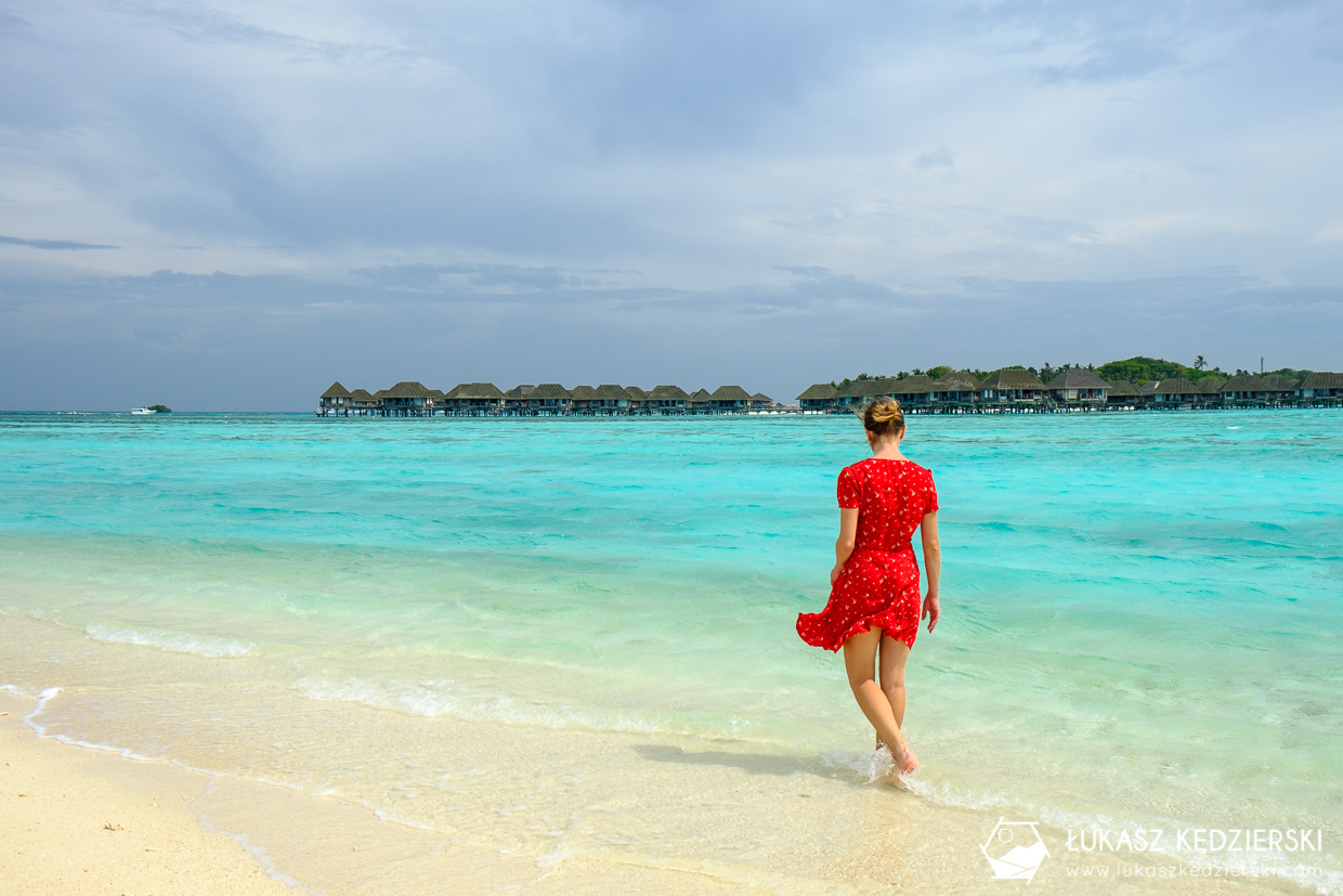 malediwy huraa lokalna wyspa huśtawka plaża bikini bikini beach