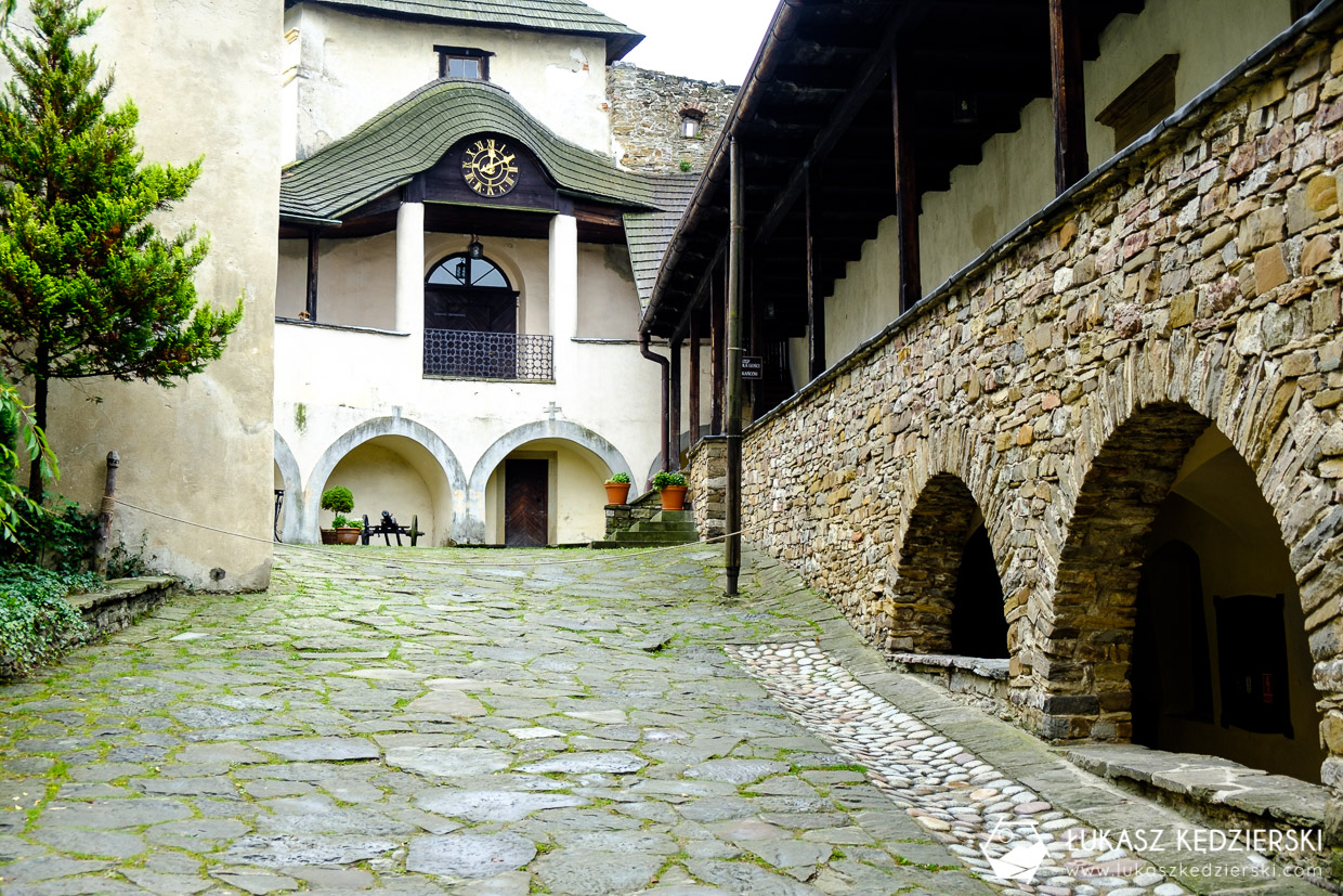 zamek dunajec niedzica zamek w niedzicy