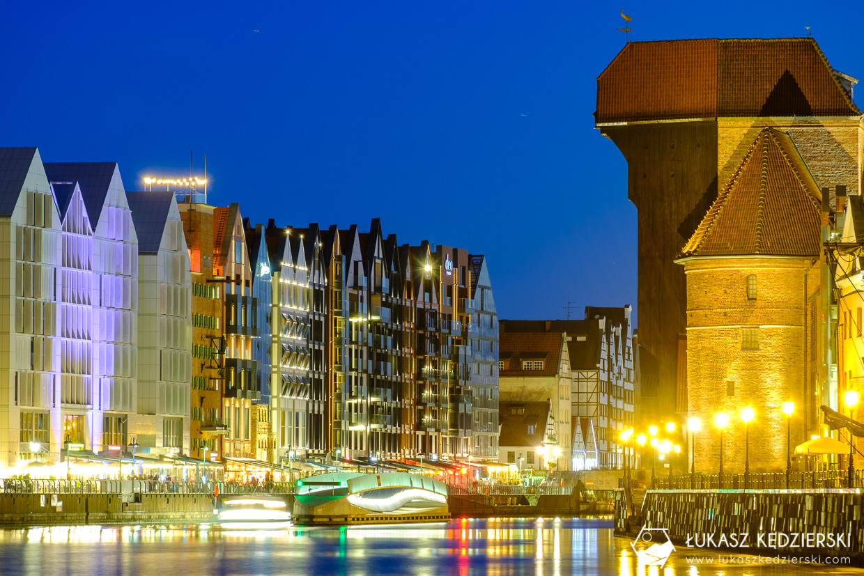 gdańsk nocne zdjęcia blue hour gdańsk na nocnych zdjęciach