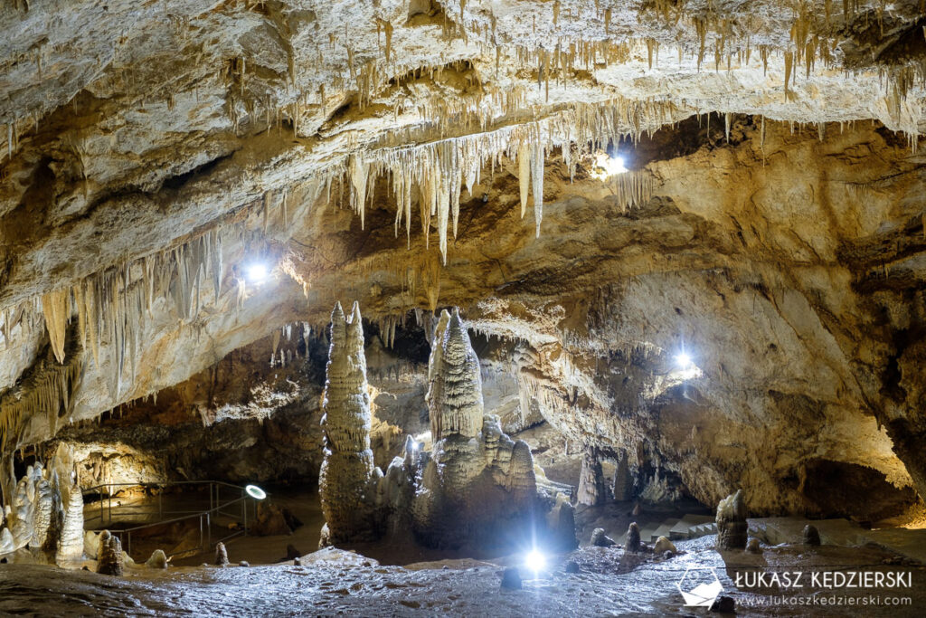 czarnogóra lipa cave lipska cave montenegro