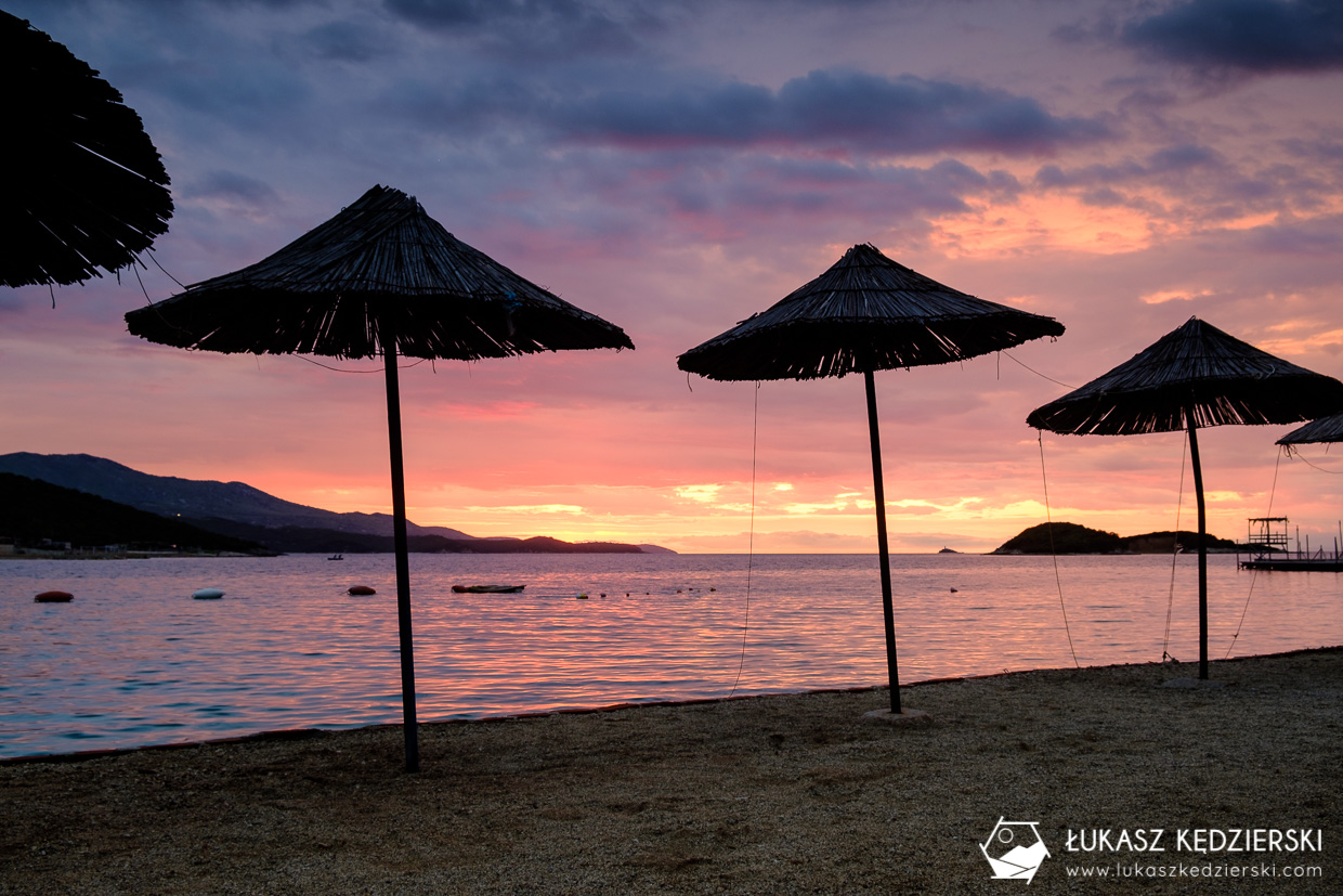 Ksamil beach sunset plaża podróż do albanii