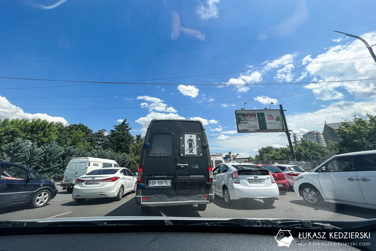 gruzja korki w tbilisi podróż do gruzji