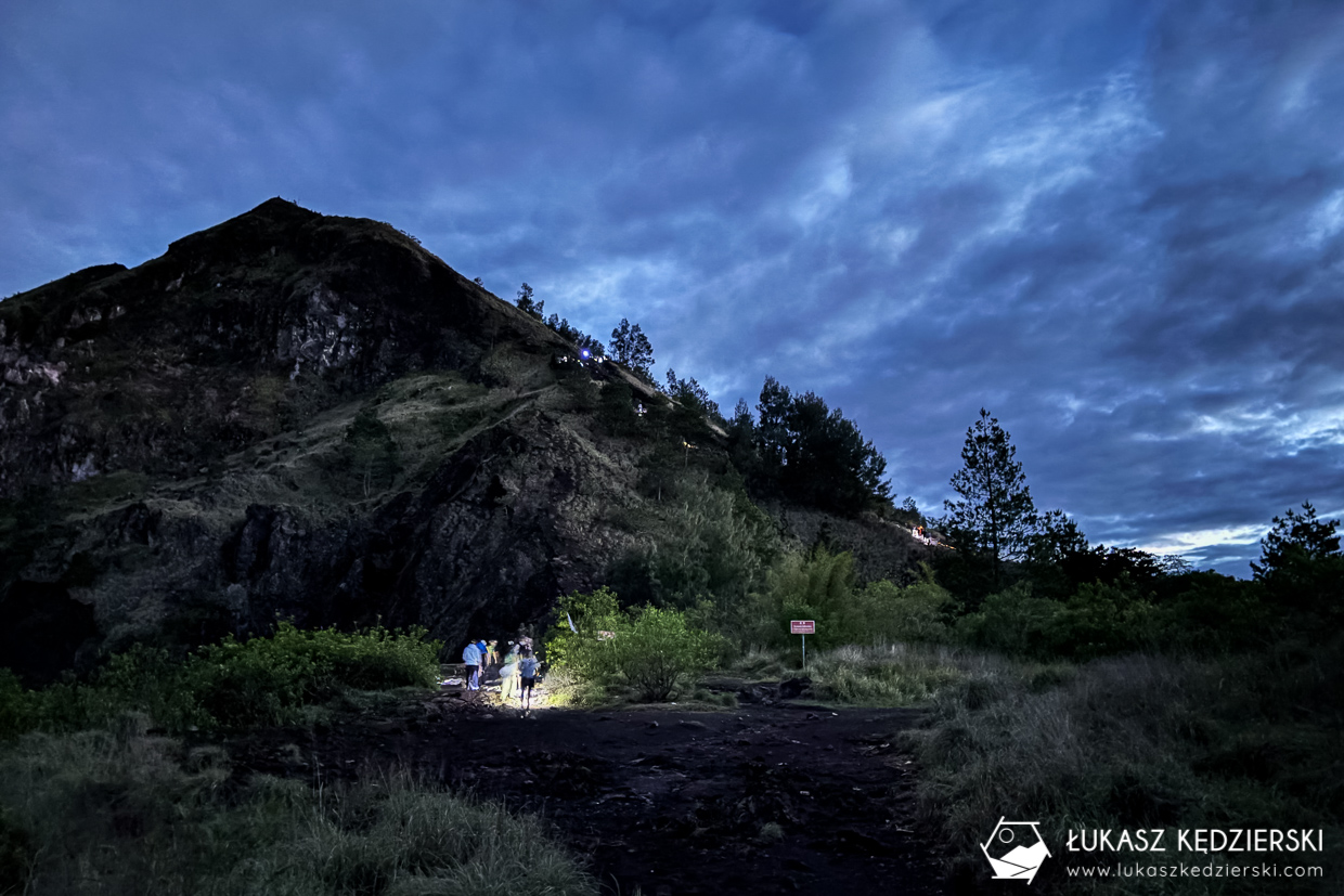 wschód słońca na wulkanie Batur, bali mount batur sunrise indonezja