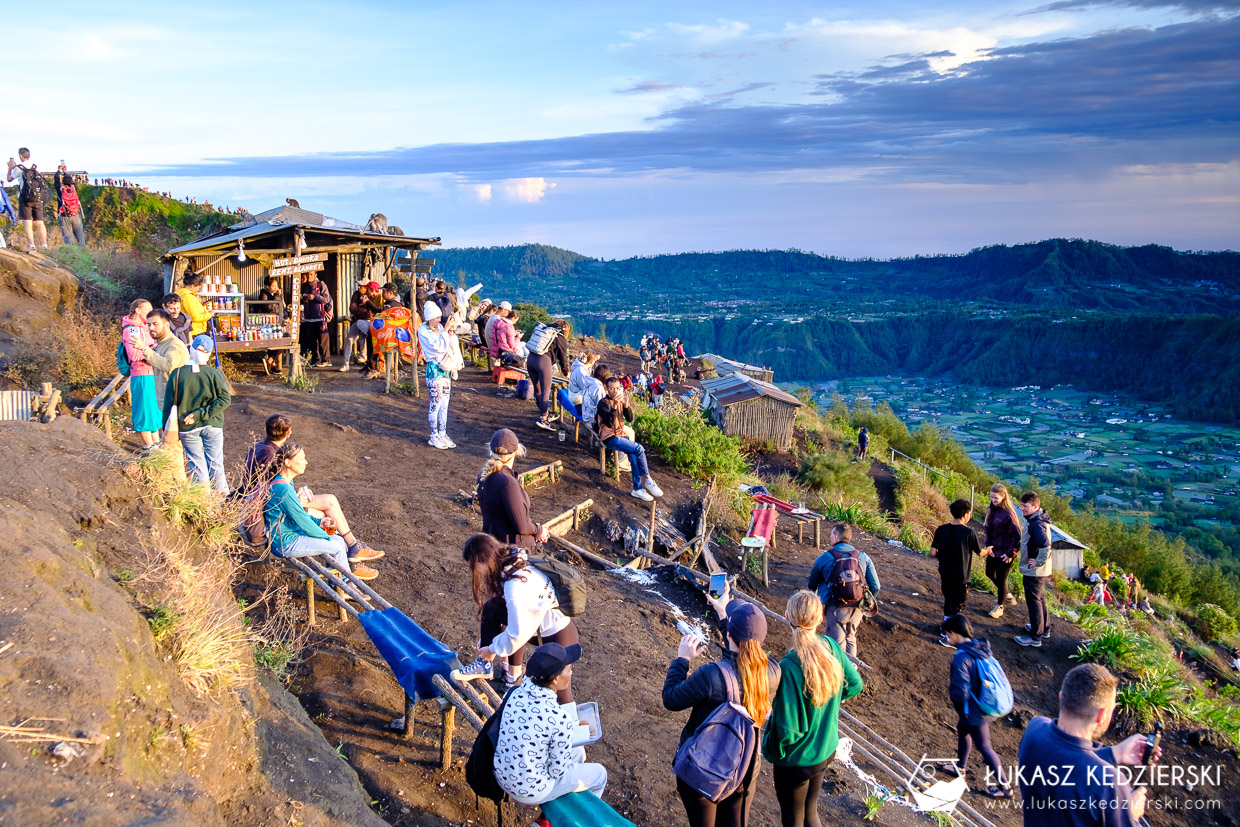 wschód słońca na wulkanie Batur, bali mount batur sunrise indonezja