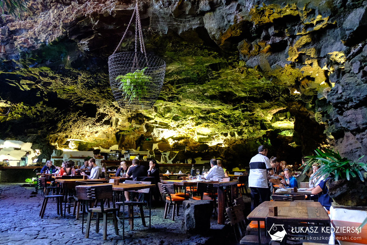 lanzarote wyspy kanaryjskie jameos del agua jaskinia
