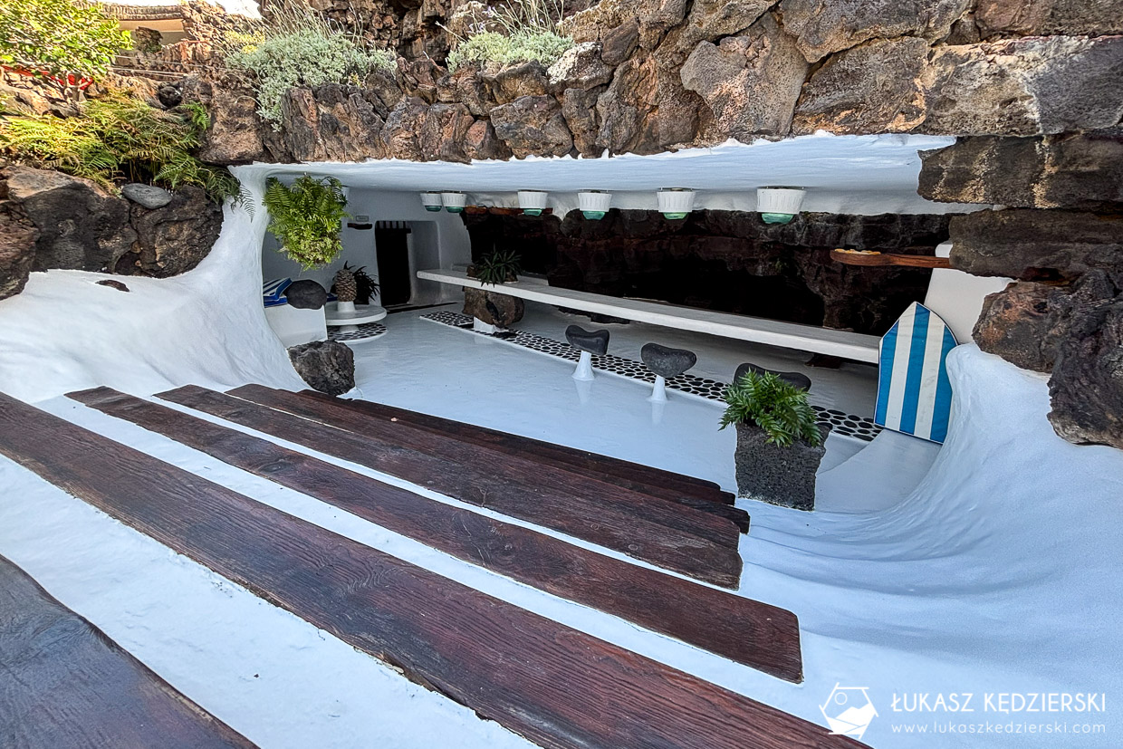 lanzarote wyspy kanaryjskie jameos del agua jaskinia