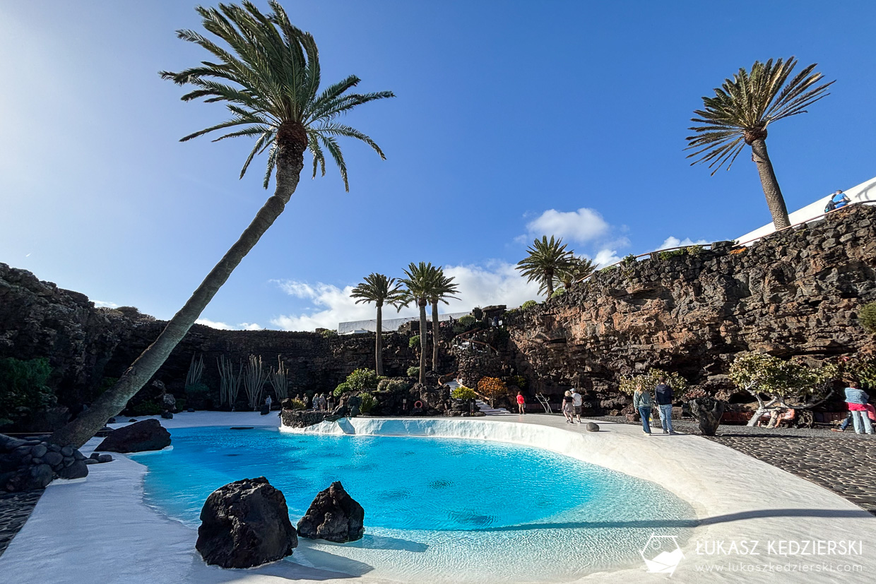 lanzarote wyspy kanaryjskie jameos del agua jaskinia