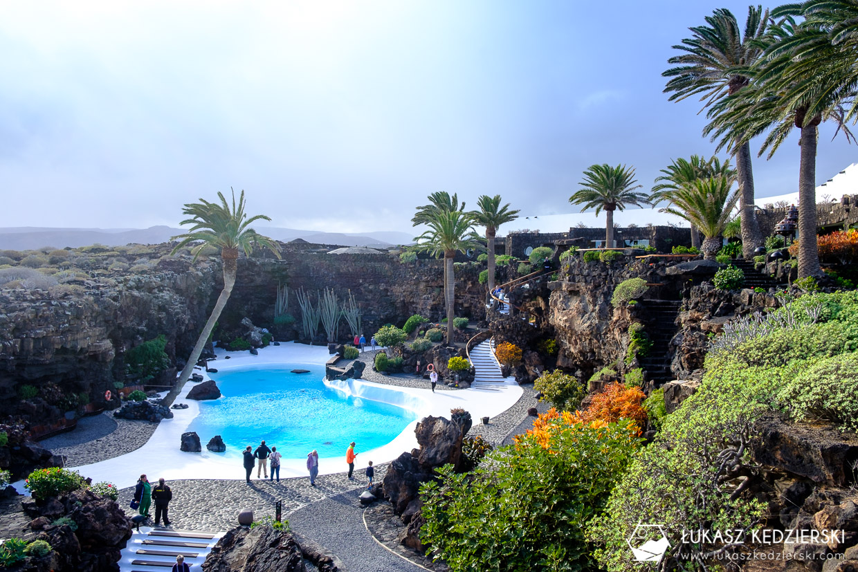lanzarote wyspy kanaryjskie jameos del agua jaskinia