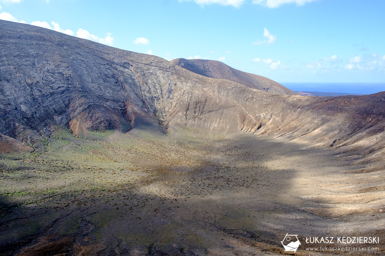 lanzarote wyspy kanaryjskie wulkan caldera blanca