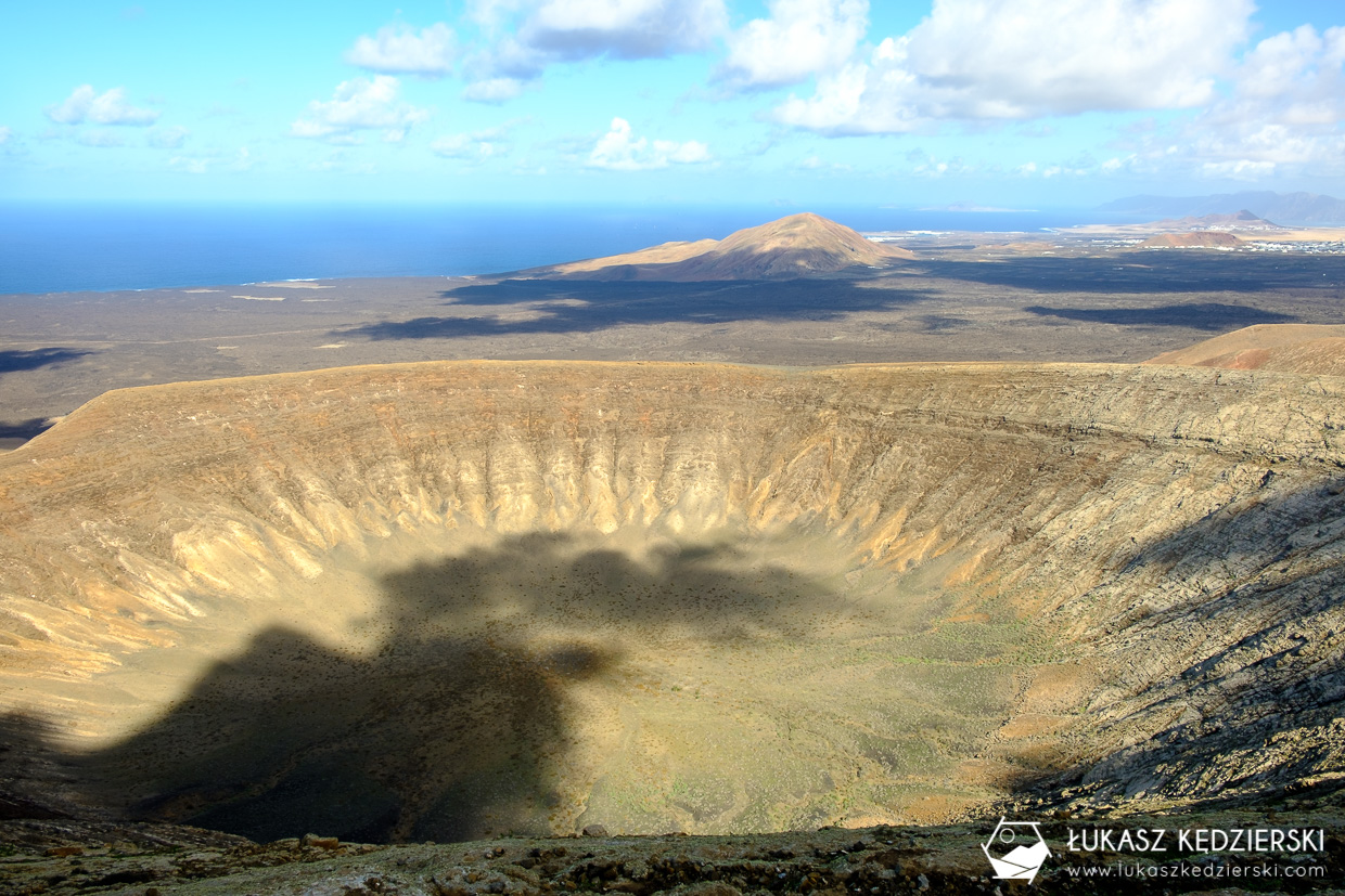 lanzarote wyspy kanaryjskie wulkan caldera blanca