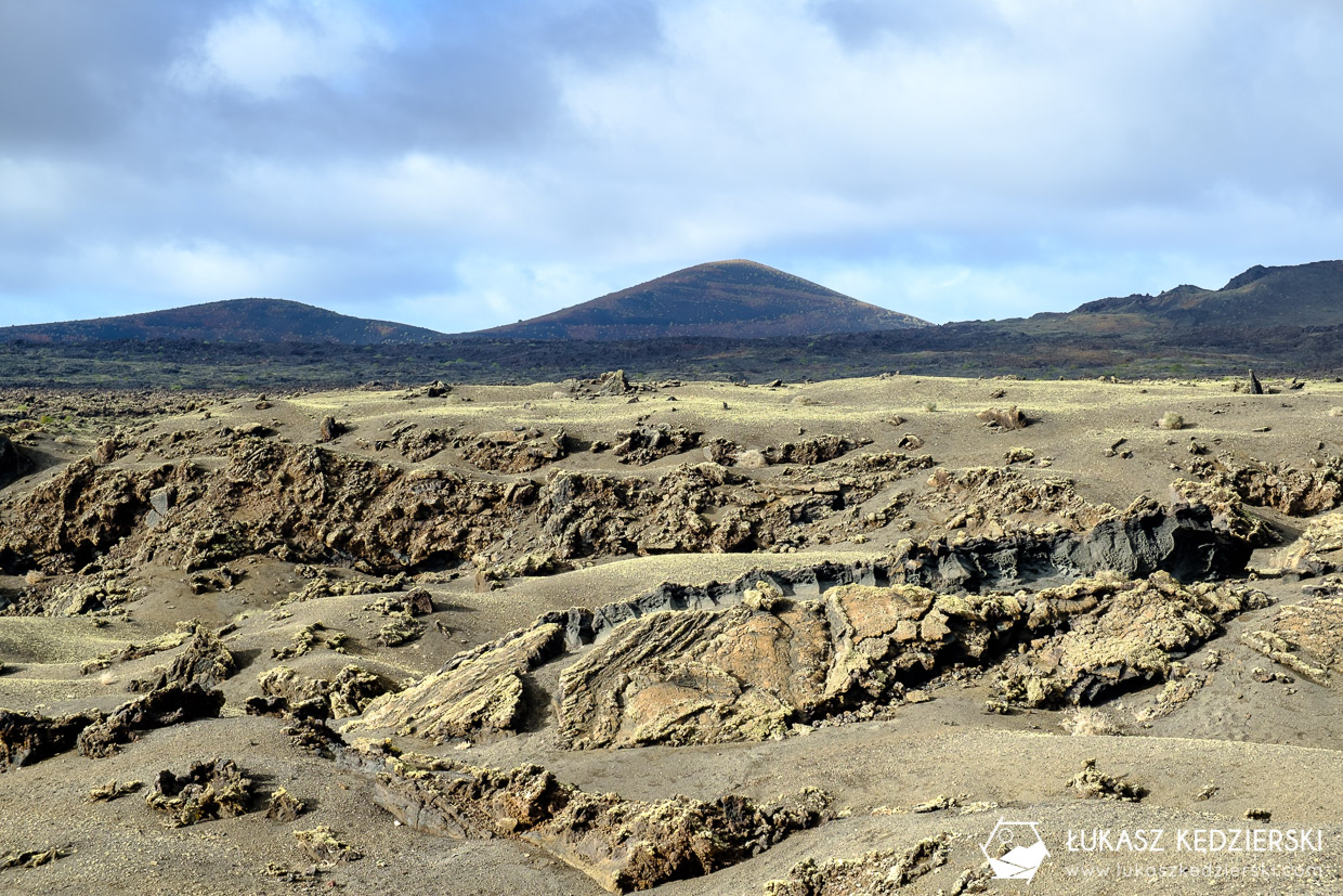 lanzarote wyspy kanaryjskie caldera de los cuervos wulkan