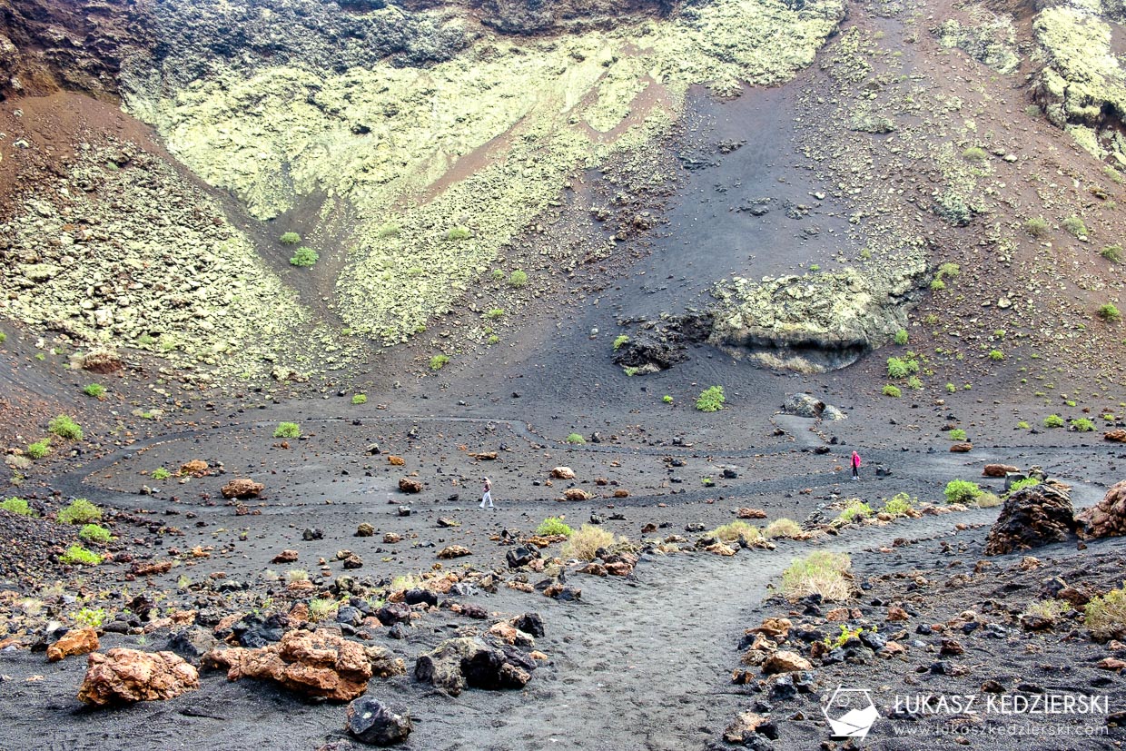 lanzarote wyspy kanaryjskie caldera de los cuervos wulkan