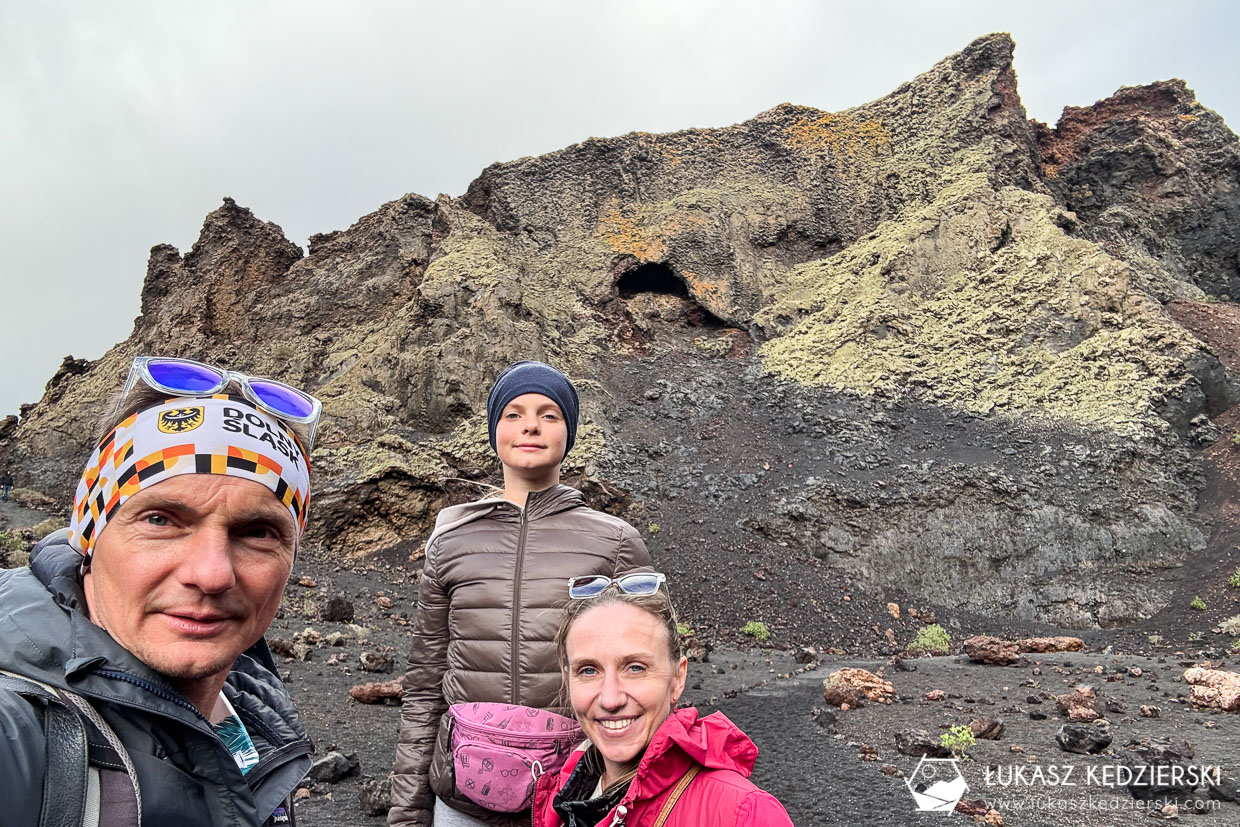 lanzarote wyspy kanaryjskie caldera de los cuervos wulkan