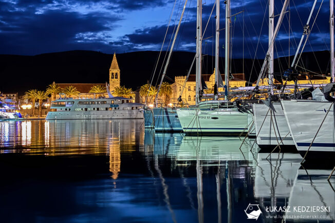 chorwacja trogir old town stare miasto nocą