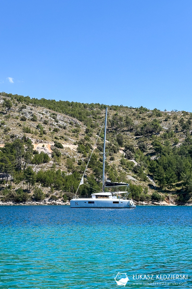 chorwacja more sailing katamaran żeglowanie