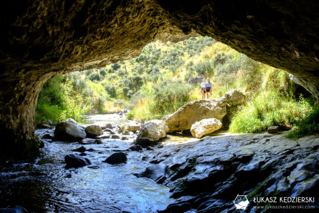 nowa zelandia cave stream artur's pass